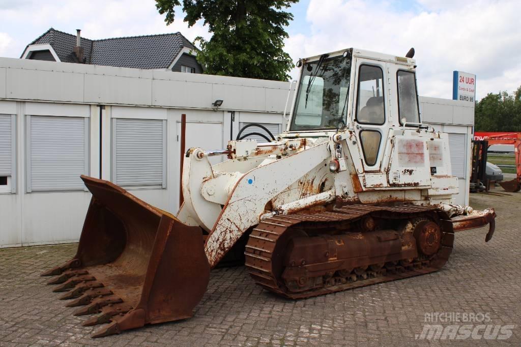 CAT 953 Lánctalpas homlokrakodók