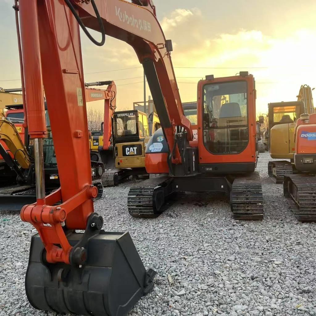 Kubota KX 185-3 Közepes (midi) kotrók 7 t - 12 t