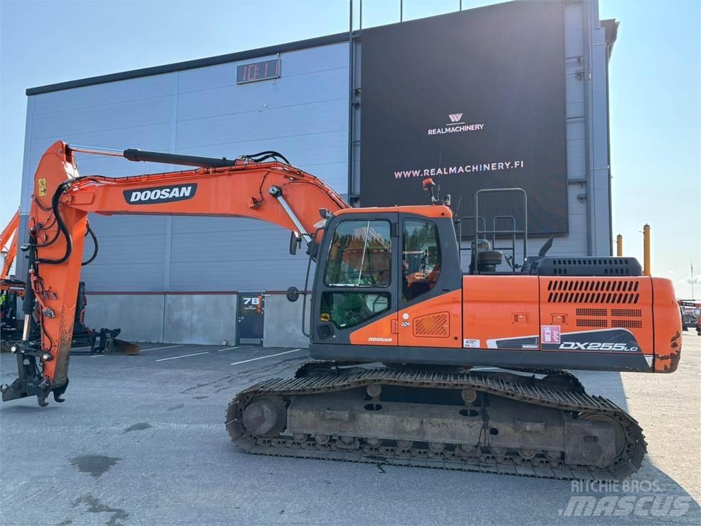 Doosan DX255LC-5 Lánctalpas kotrók