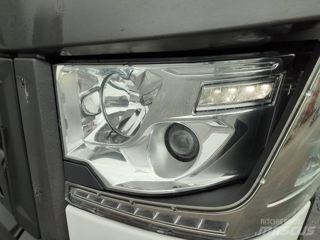 Renault GAMA T 460 Nyergesvontatók