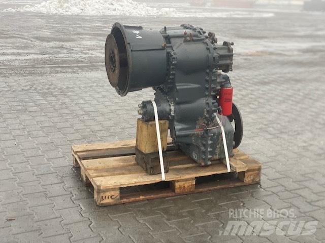 Hitachi ZF 4WG-210 Váltók