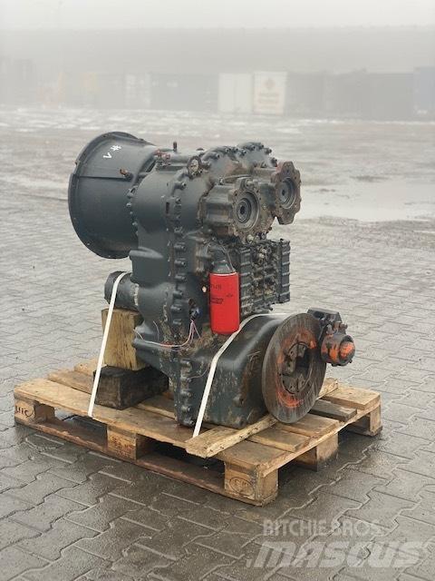 Hitachi ZF 4WG-210 Váltók