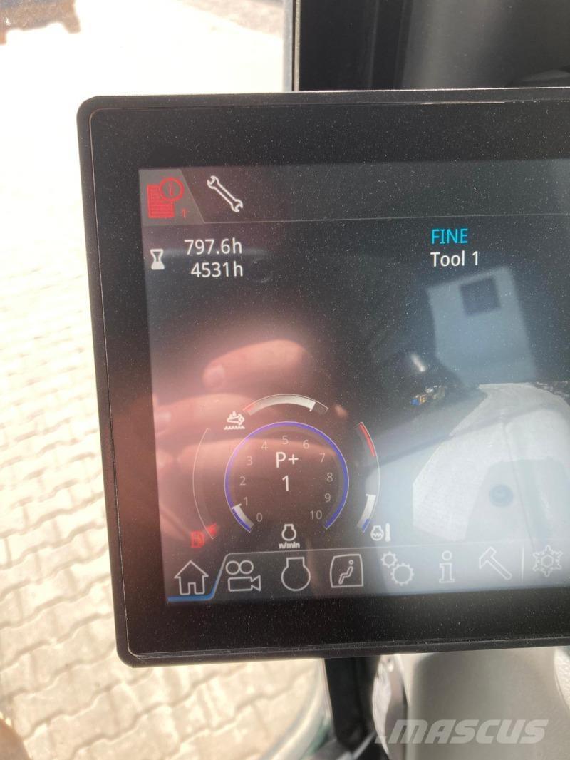 Liebherr R924 Lánctalpas kotrók