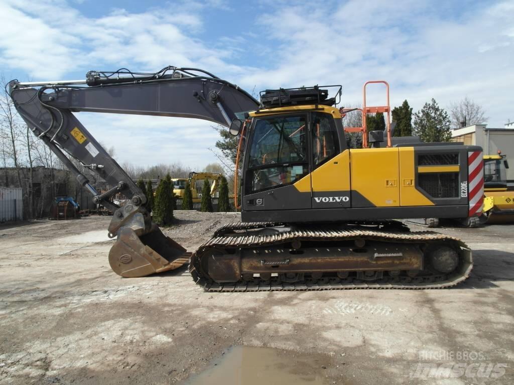 Volvo EC 220 EL Lánctalpas kotrók