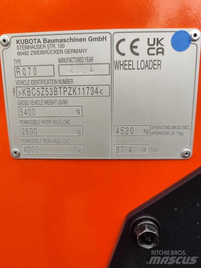 Kubota R 070 Gumikerekes homlokrakodók