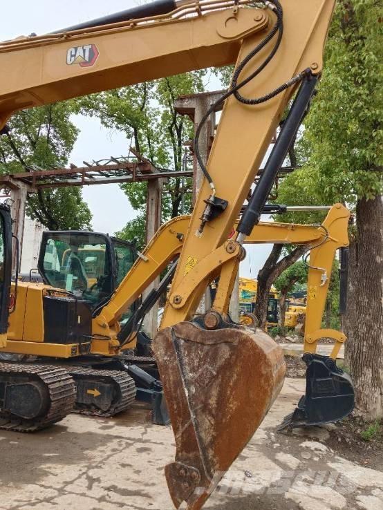 CAT 310 Lánctalpas kotrók