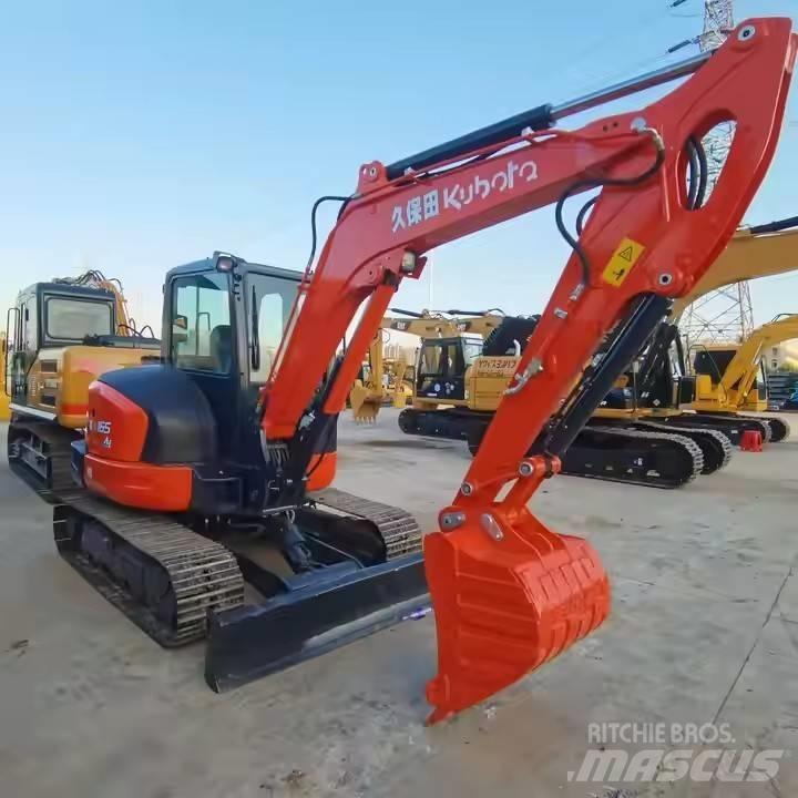 Kubota KX165 Lánctalpas kotrók