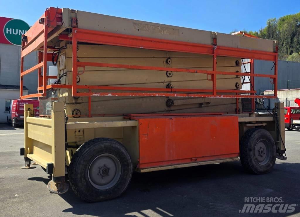 JLG 245-25 Ollós emelők