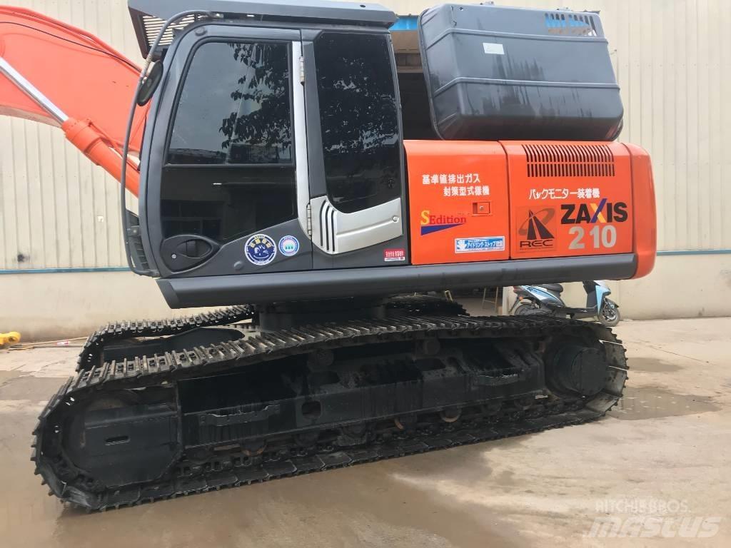 Hitachi ZX 210 Lánctalpas kotrók