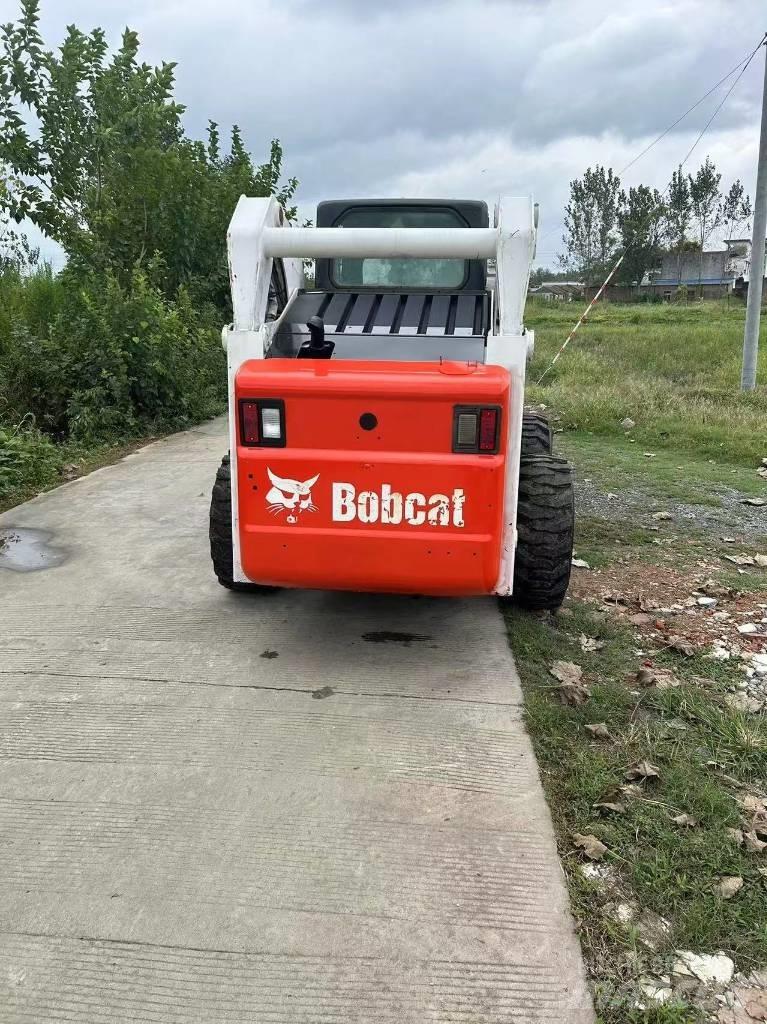 Bobcat S 300 Kompaktrakodók