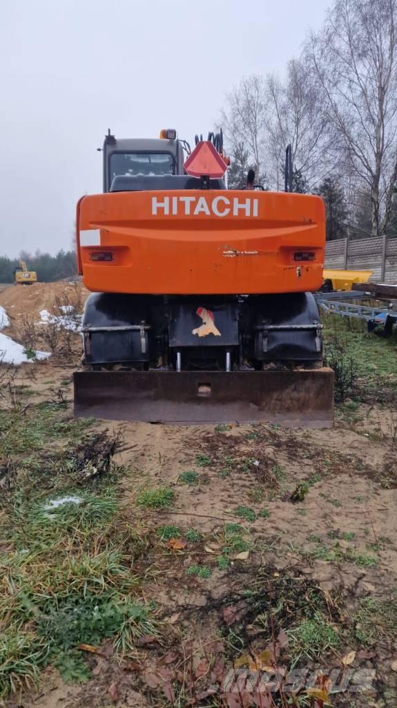 Hitachi ZX 130 W Gumikerekes kotrók