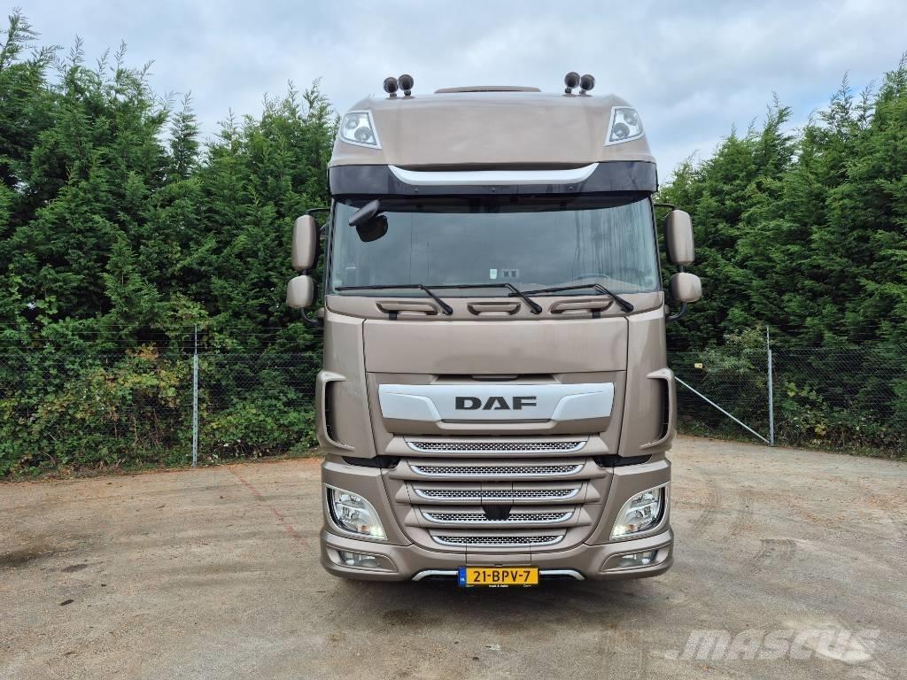 DAF XF 106.530 Nyergesvontatók