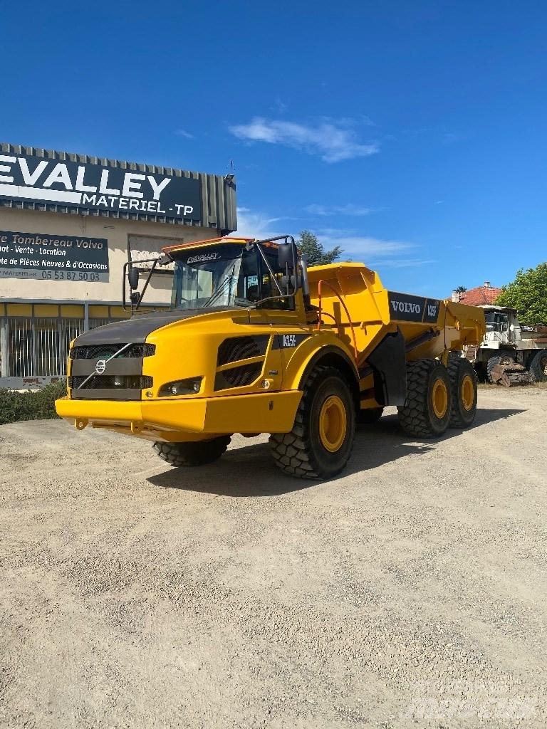 Volvo A 25 F Csuklósdömperek