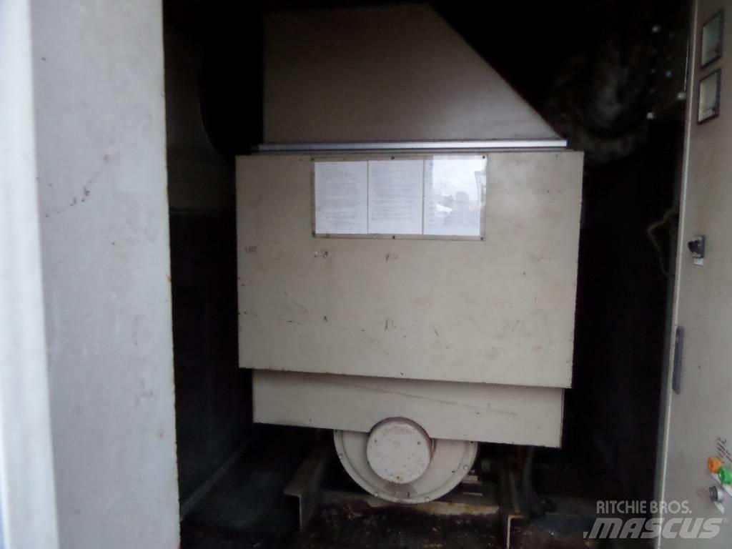 Cummins 550KVA Dízel áramfejlesztők