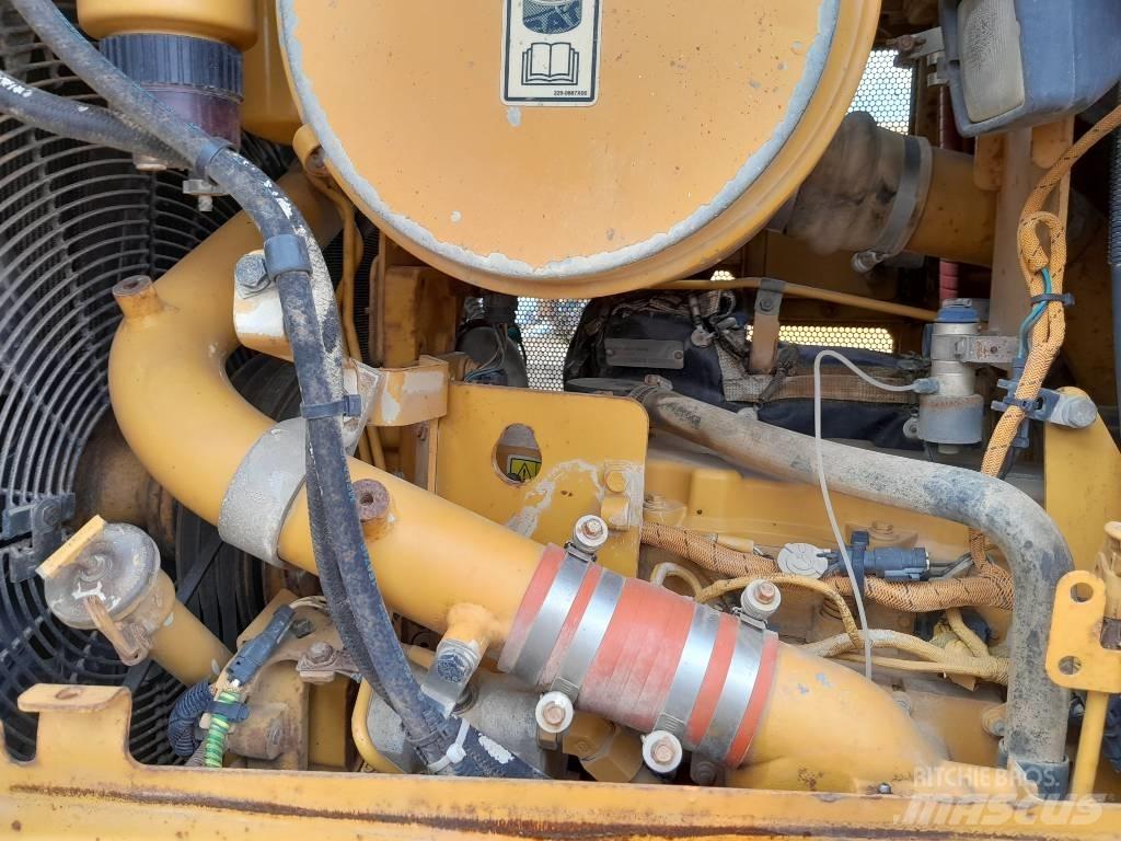 CAT D 6 R III lánctalpas dózerek