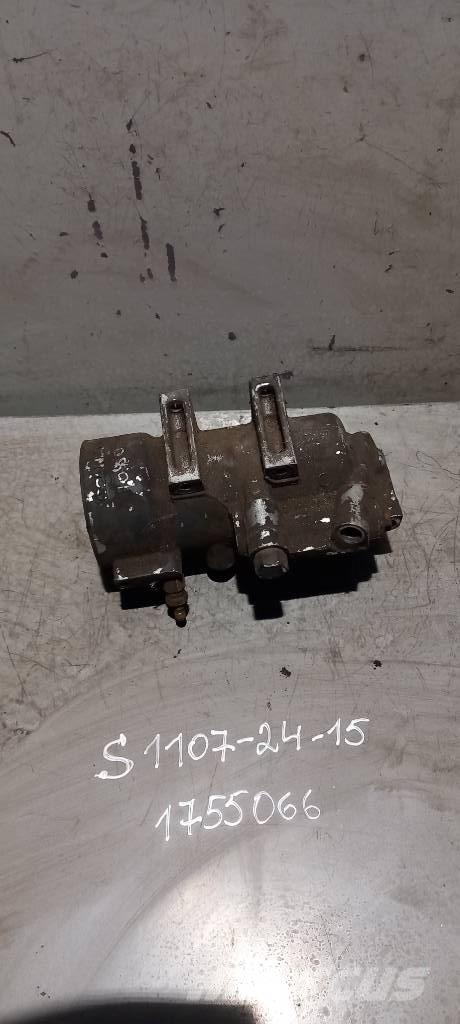 Scania R 440.     1755066 Motorok