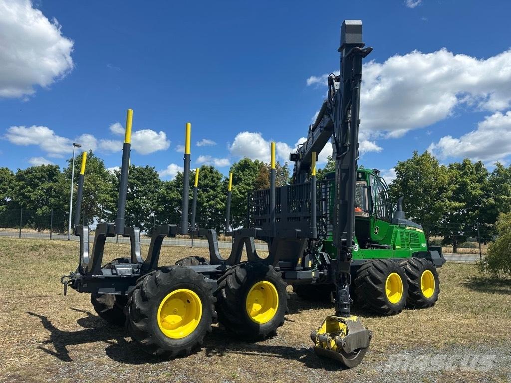 John Deere 1210G Kihordók