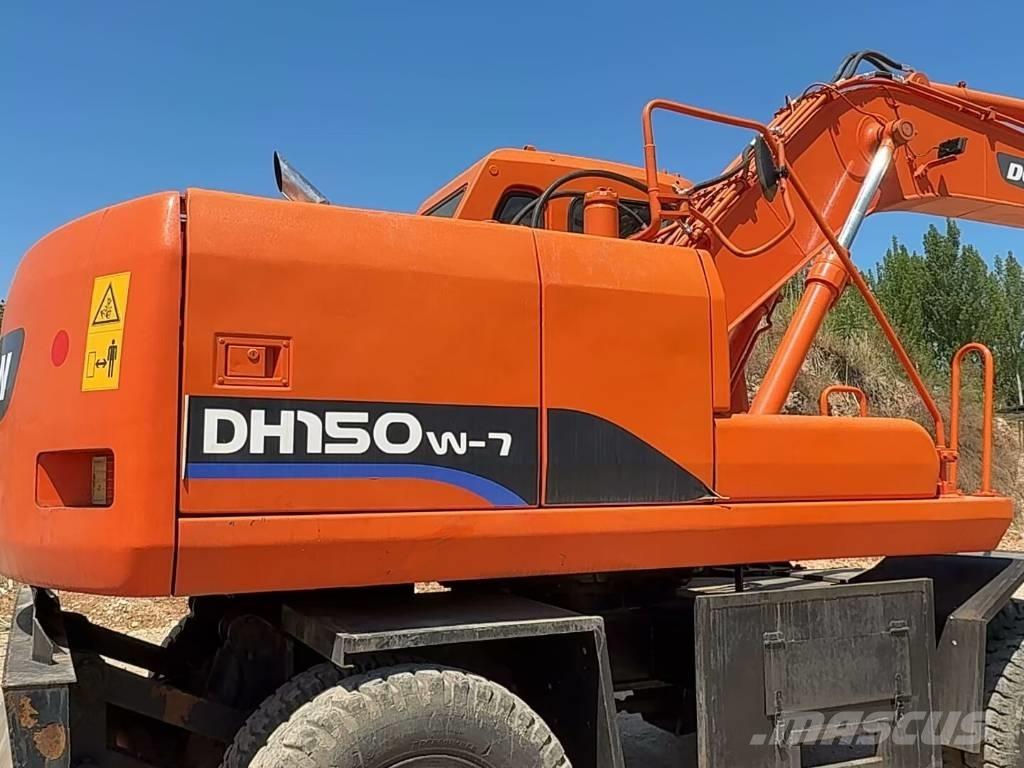Doosan DH150 W-7 Gumikerekes kotrók