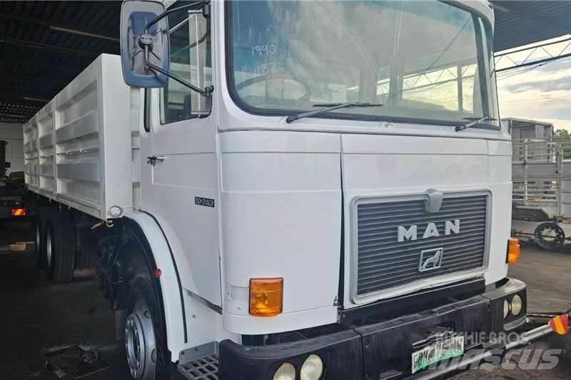 MAN 30-240 Egyéb