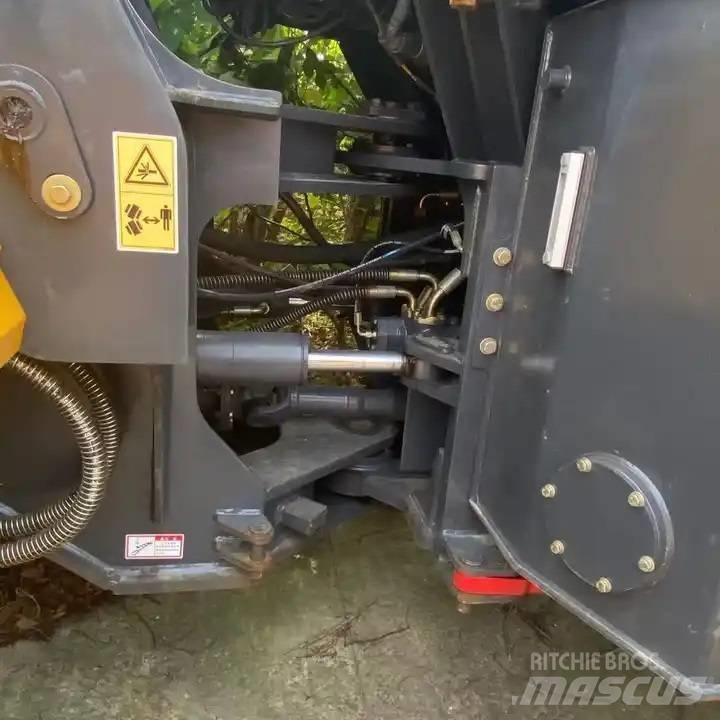 LiuGong 856H Gumikerekes homlokrakodók