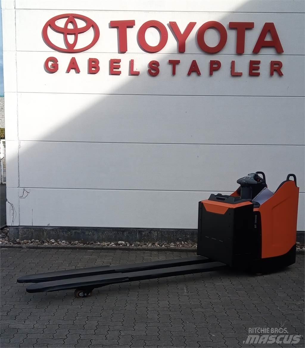 Toyota LPE 250 Alacsony emelőkocsi