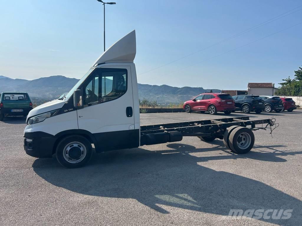 Iveco Daily 35-150 Járműszállítók