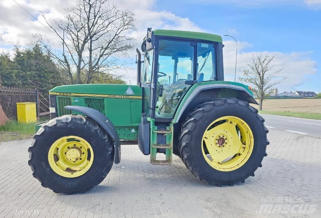 John Deere 6800 Traktorok