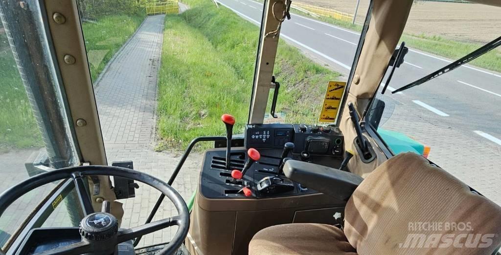 John Deere 6800 Traktorok