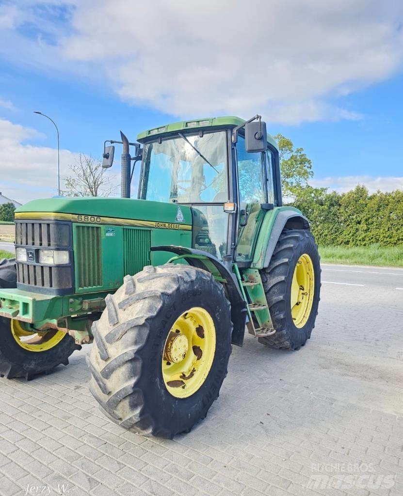 John Deere 6800 Traktorok