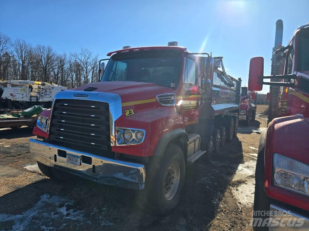 Freightliner SD 114 Billenő teherautók