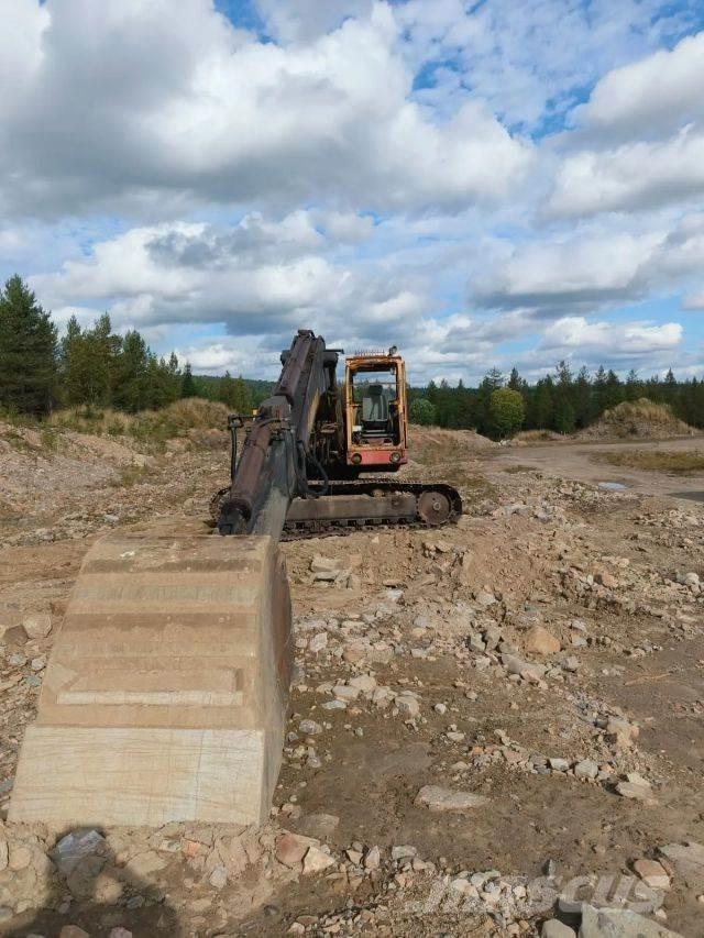 Åkerman 16 Lánctalpas kotrók