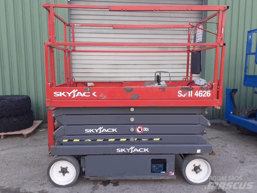 SkyJack SJ 4626 Ollós emelők
