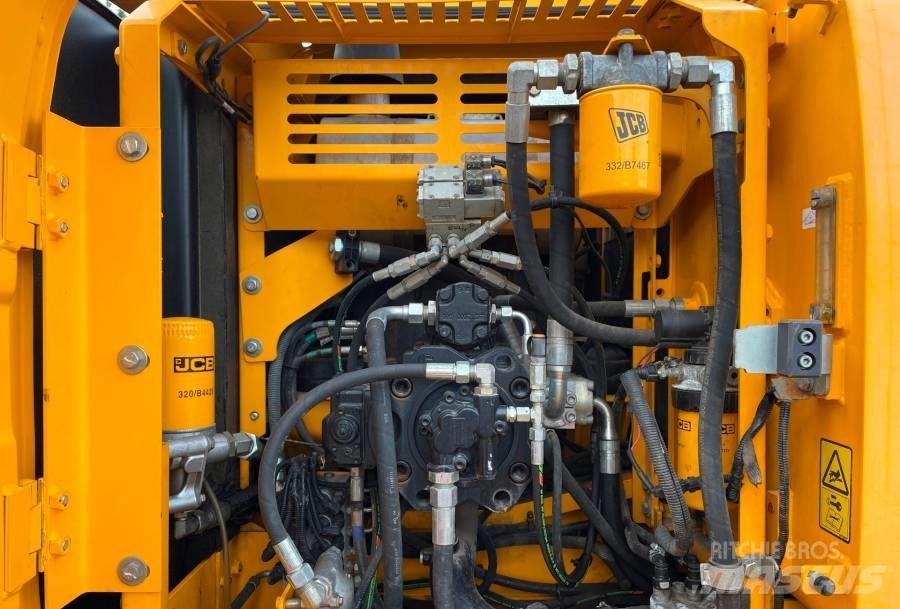 JCB JS 220 N LC Lánctalpas kotrók