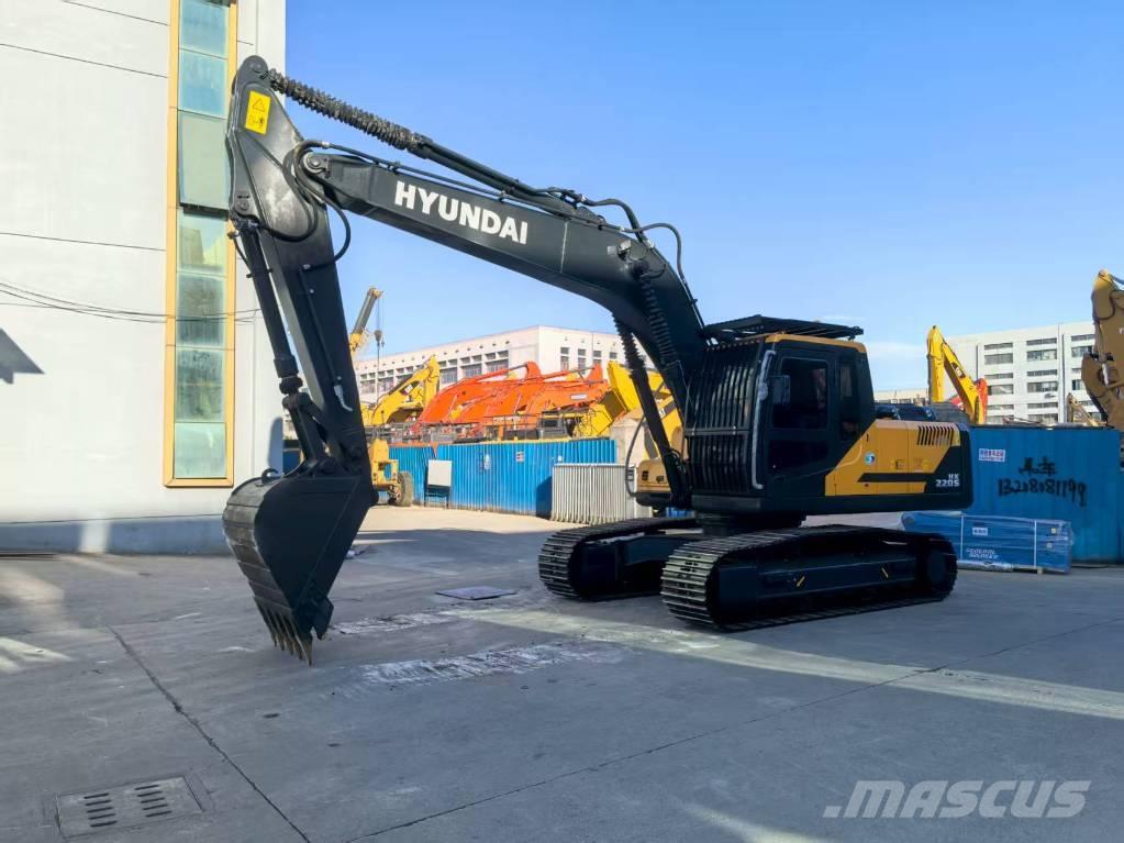 Hyundai HX 220 Lánctalpas kotrók