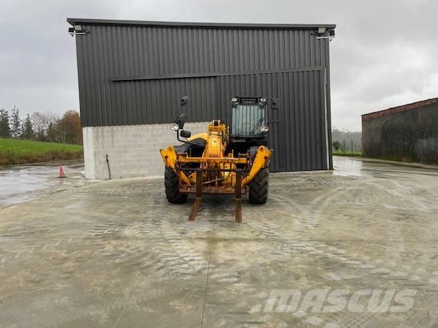 JCB 535-125 Teleszkópos rakodók