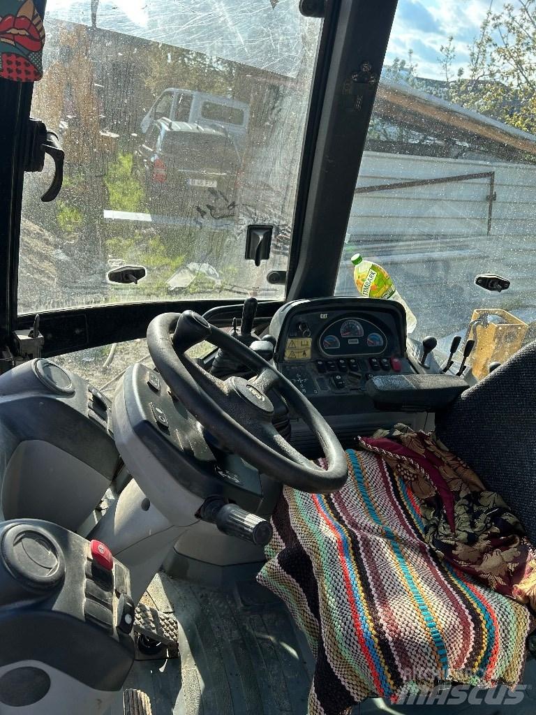 CAT 422 E Kotrórakodók
