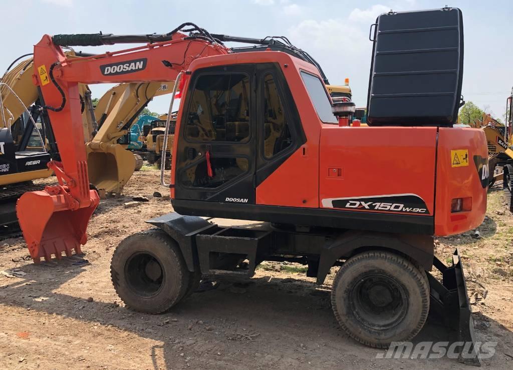 Doosan DX150W Lánctalpas kotrók