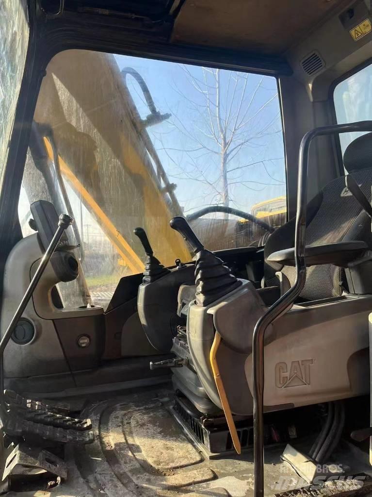 CAT 312d Lánctalpas kotrók