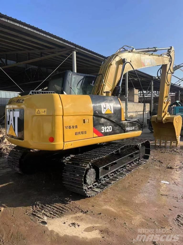 CAT 312d Lánctalpas kotrók
