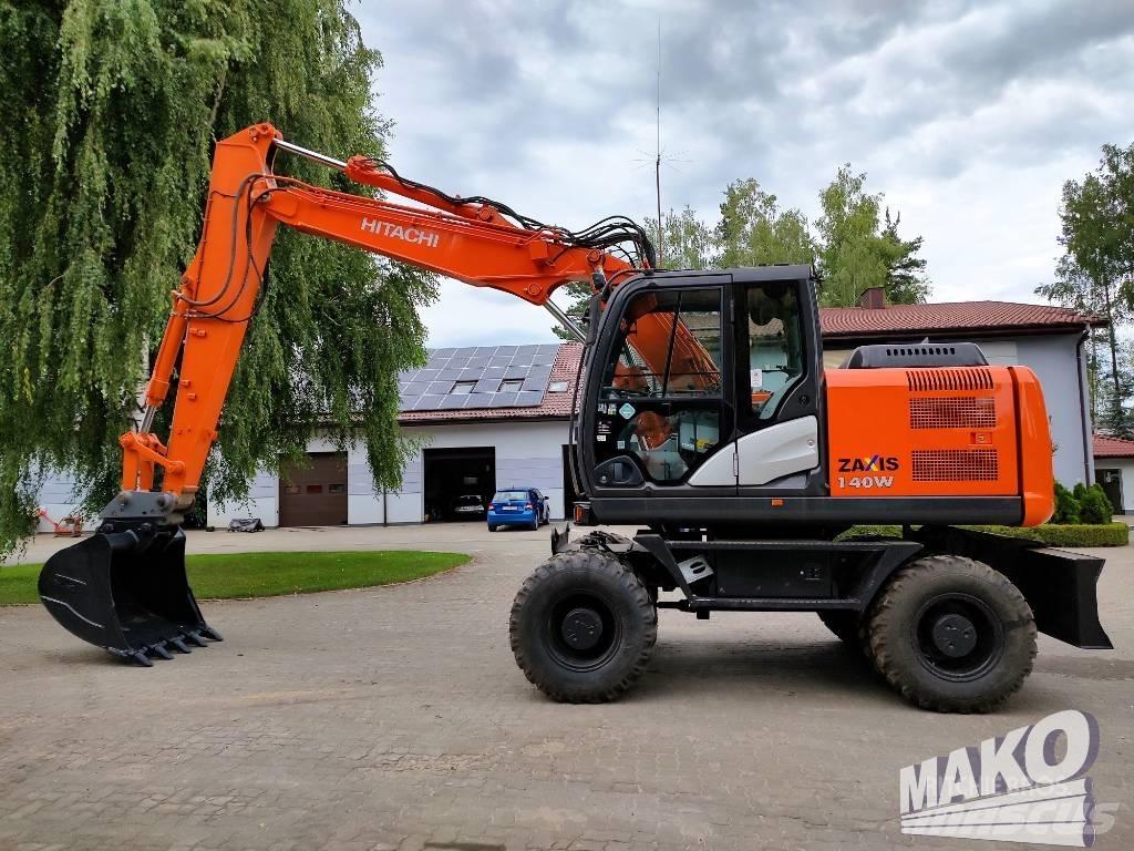 Hitachi ZX 140 W-5 Gumikerekes kotrók