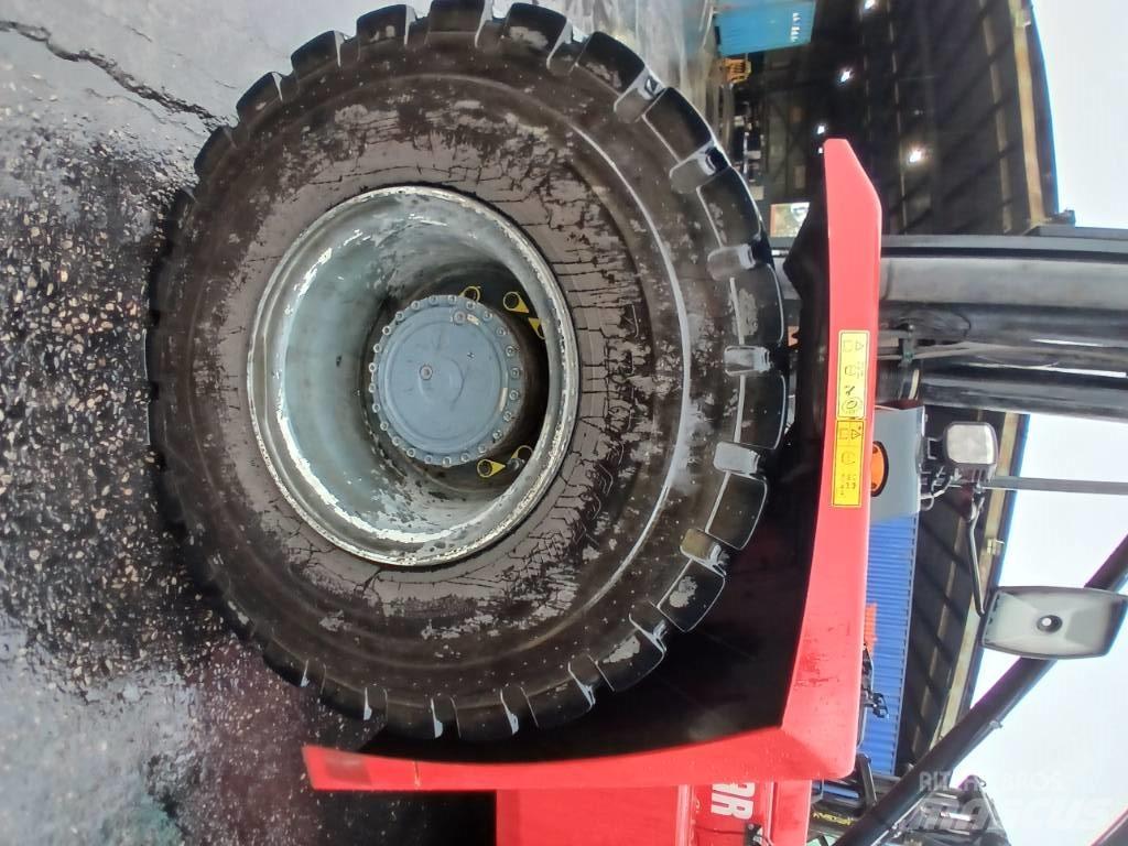 Kalmar DCG100-45ED7 Konténerszállítók