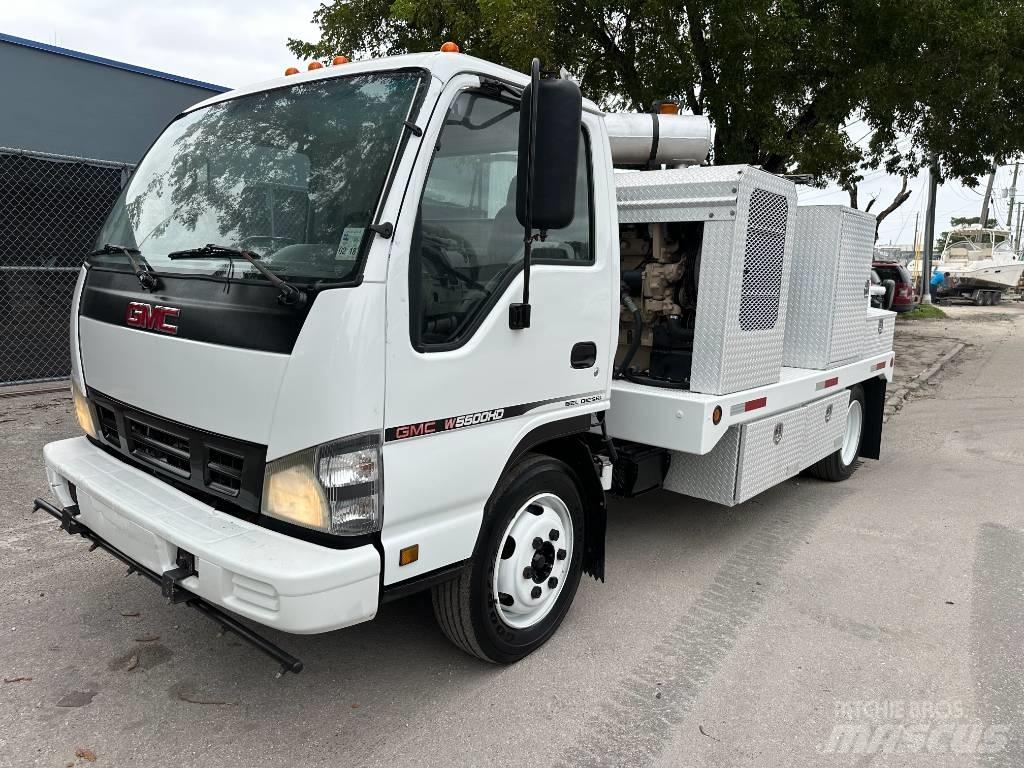 GMC W 5500 HD Vákuum teherautok