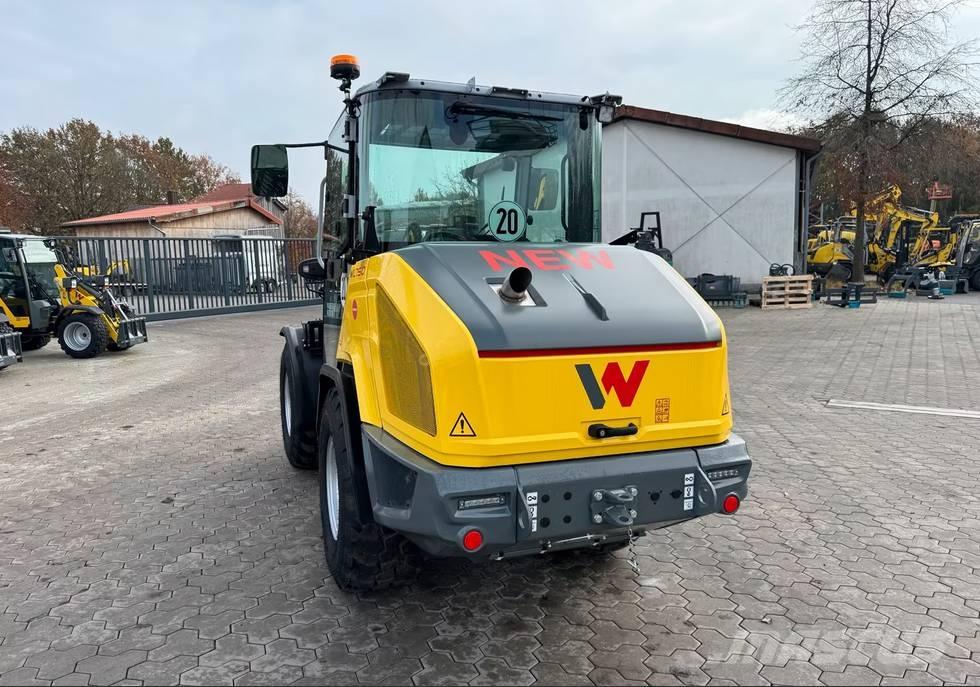 Wacker Neuson WL 750 Gumikerekes homlokrakodók