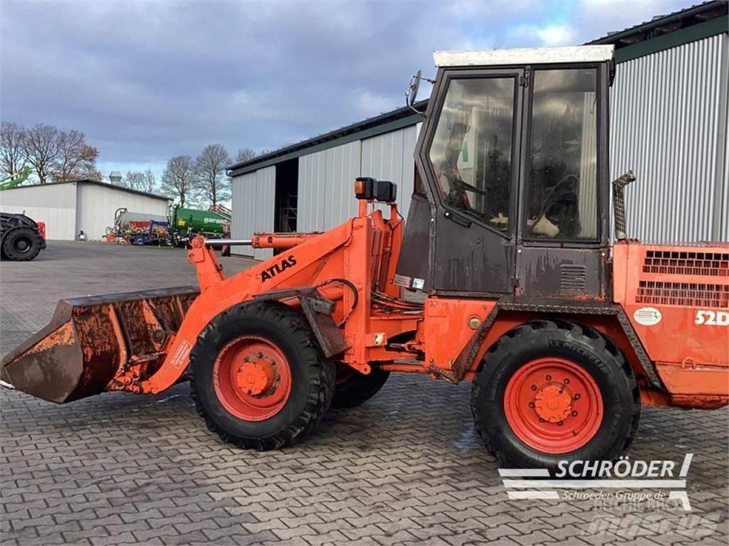 Atlas AR 52 F Gumikerekes homlokrakodók
