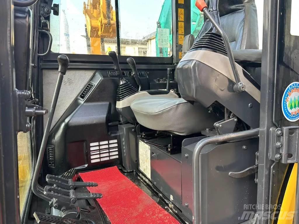 Komatsu PC 56-7 Mini kotrók < 7t