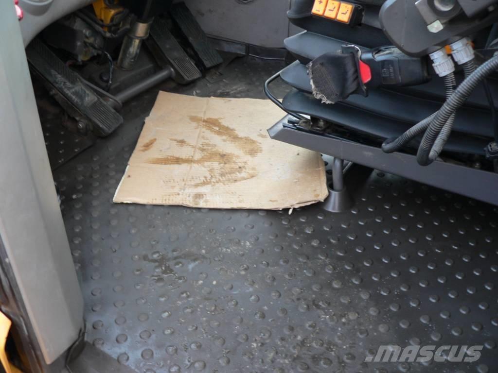 Volvo L 110 H Gumikerekes homlokrakodók