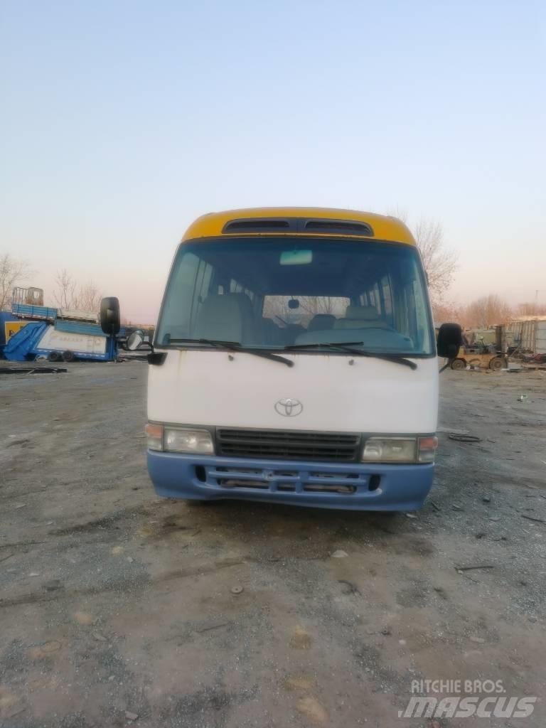 Toyota Coaster Bus Mini buszok