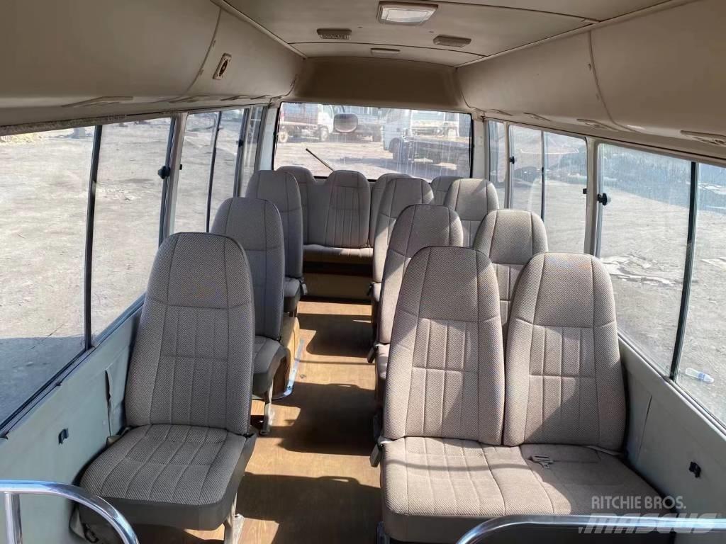Toyota Coaster Bus Mini buszok