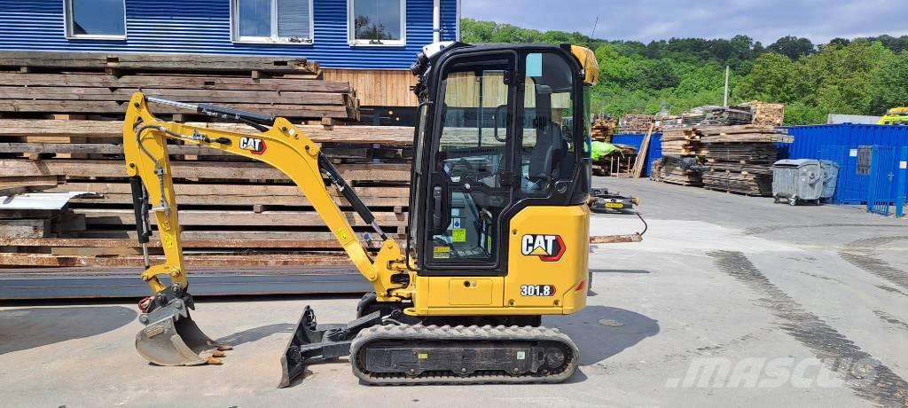CAT 301.8 Mini kotrók < 7t