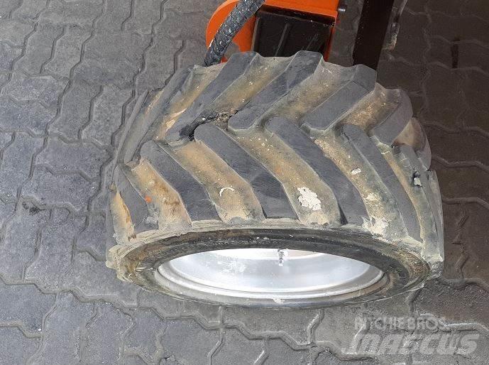 MEC 2684RT Ollós emelők